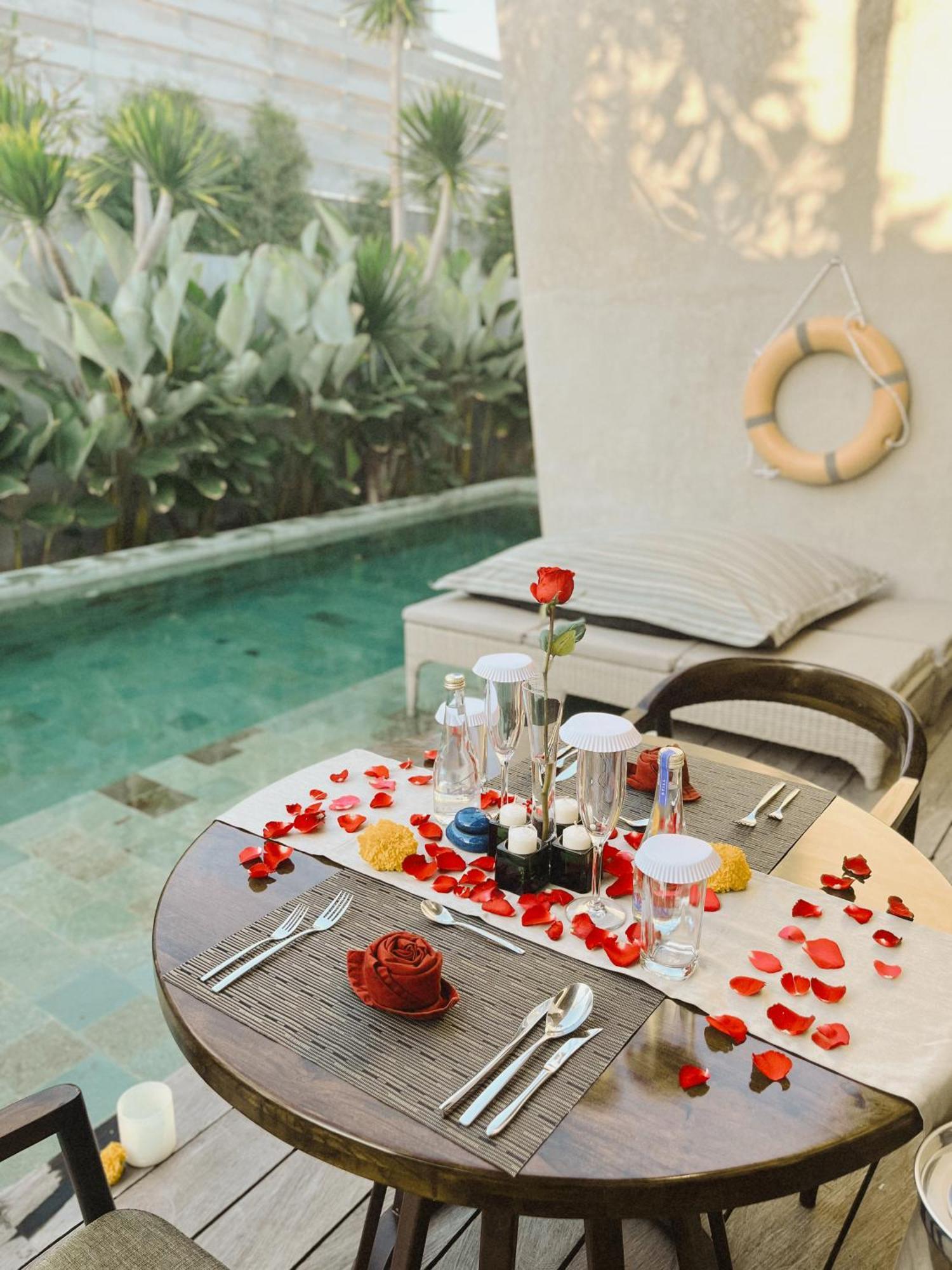 Inspira Seminyak Villa Exterior photo